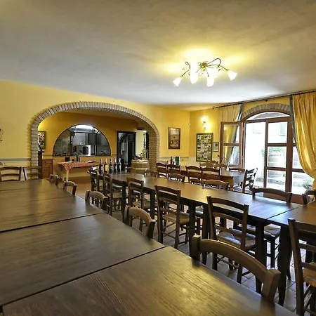 Vernazzano Basso Sleeps 3 Appartement Tuoro sul Trasimeno
